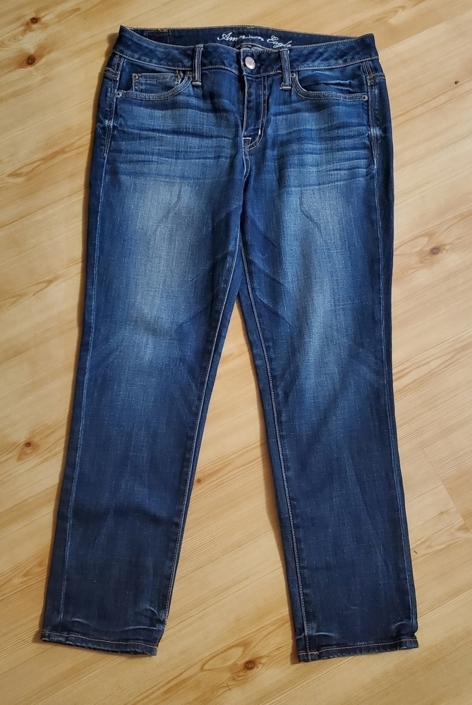 American Eagle Women's Acid Washed 👖